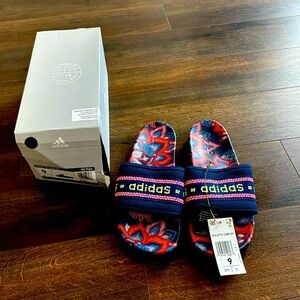 NWT Adilette Comfort slides size 9